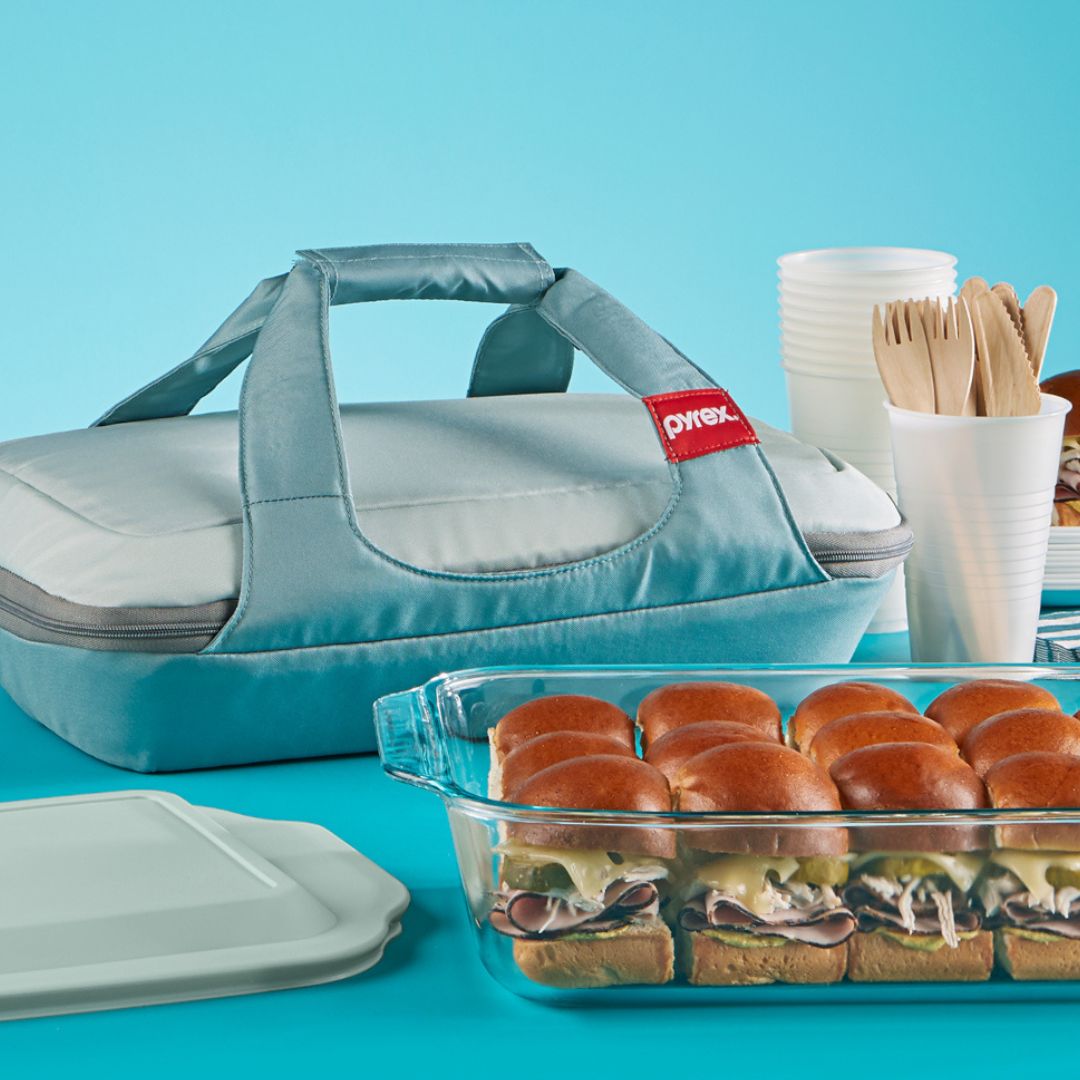 Pyrex? Deep Portable 4-piece Glass Baking Dish Set Portable Set. Green Sage Lid - Image 2