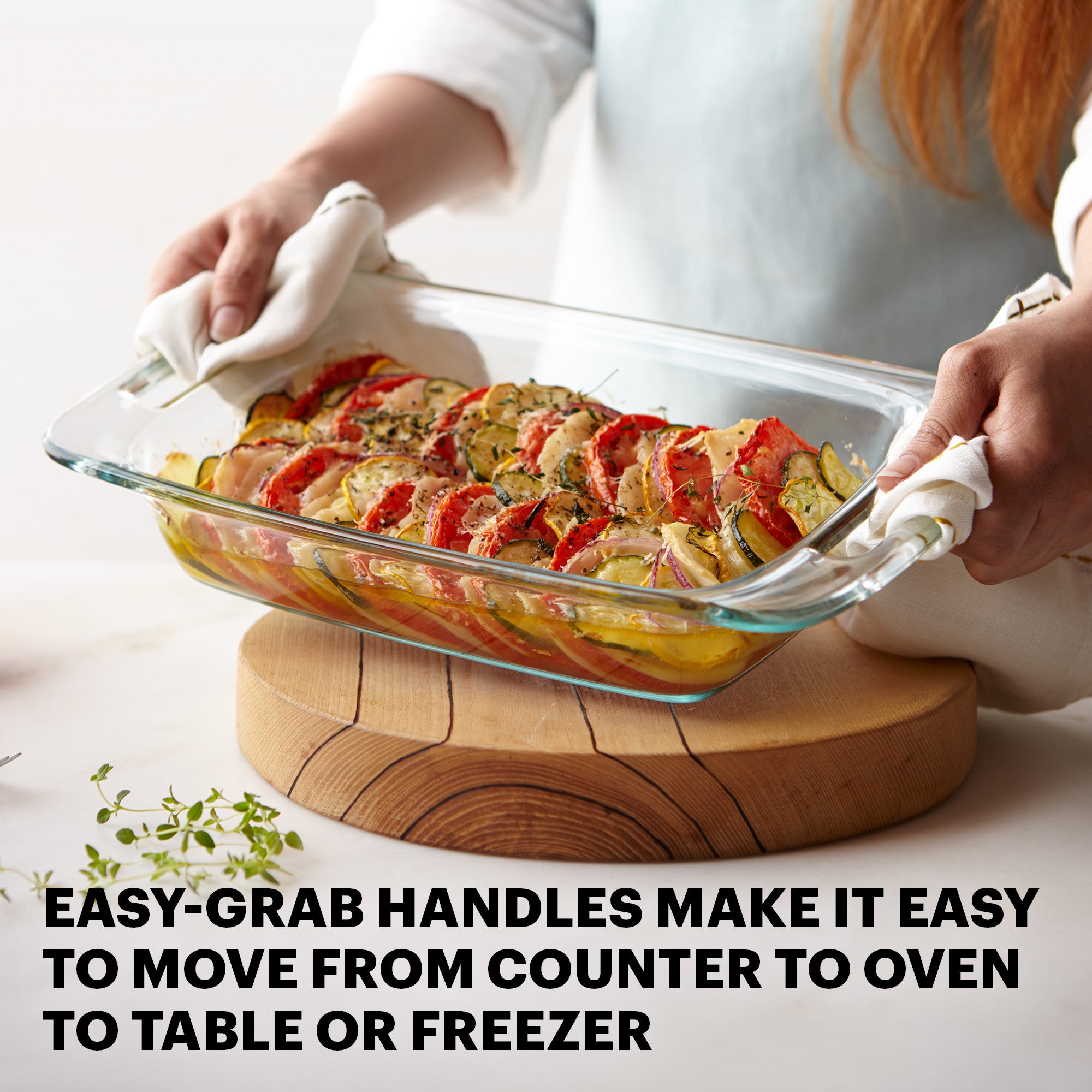 Pyrex? Easy Grab? 6-piece Glass Bakeware and Storage Container Set with Red Lids - Image 2