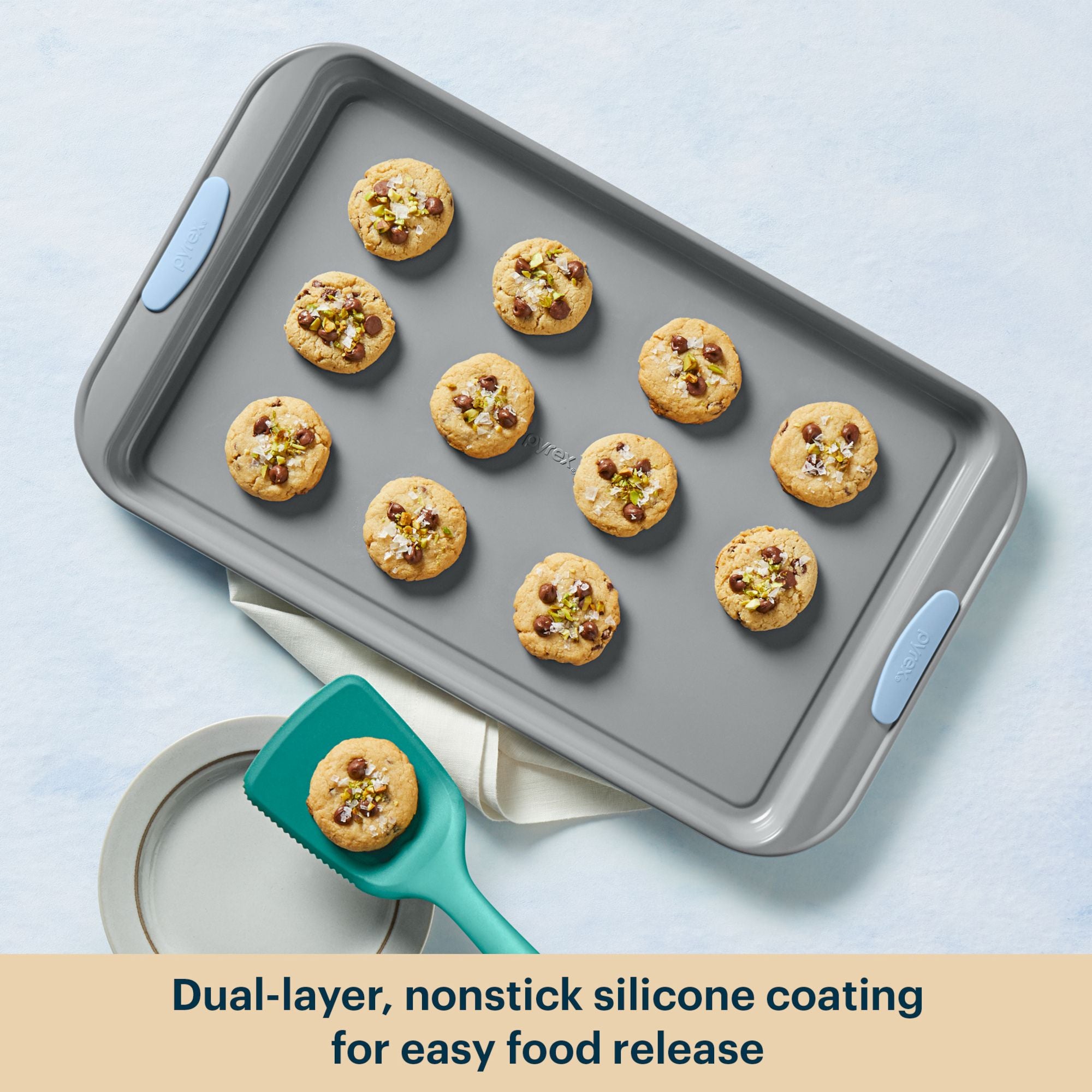 Pyrex? Metal Bakeware 8-Piece Set in Cerulean - Image 4
