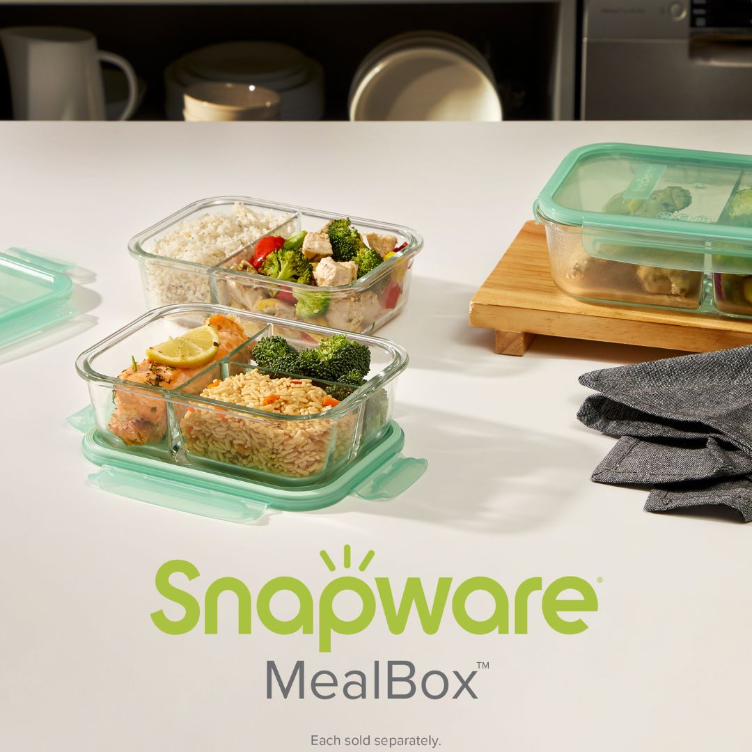 Snapware? MealBox? 4-cup Divided Glass Storage Container with Lid - Image 6
